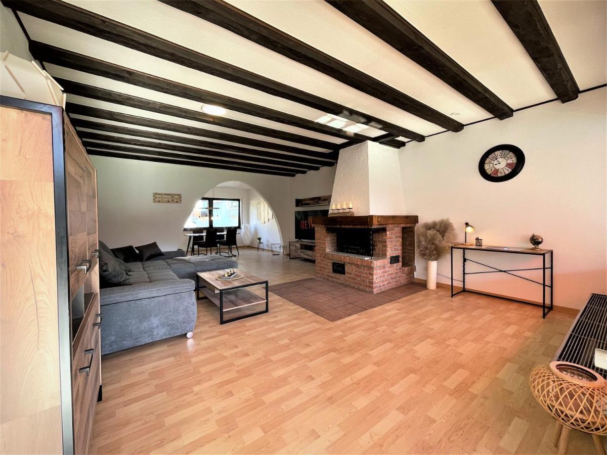 Traumaussicht Kamin Balkon Burgblick 65 Zoll Tv Netflix Sky Joyn Lindenplatz Apartment Bullay Bagian luar foto